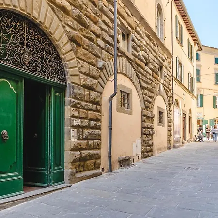 Daire - Together In Tuscany