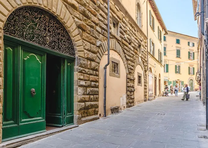 Daire - Together In Tuscany