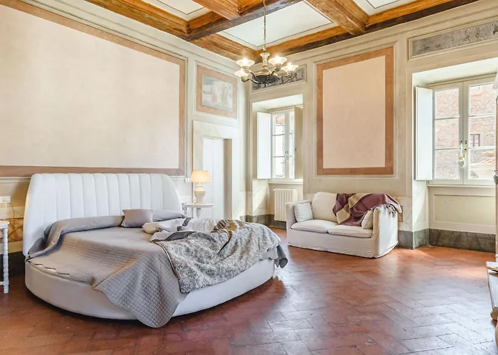 - Together In Tuscany Кортона